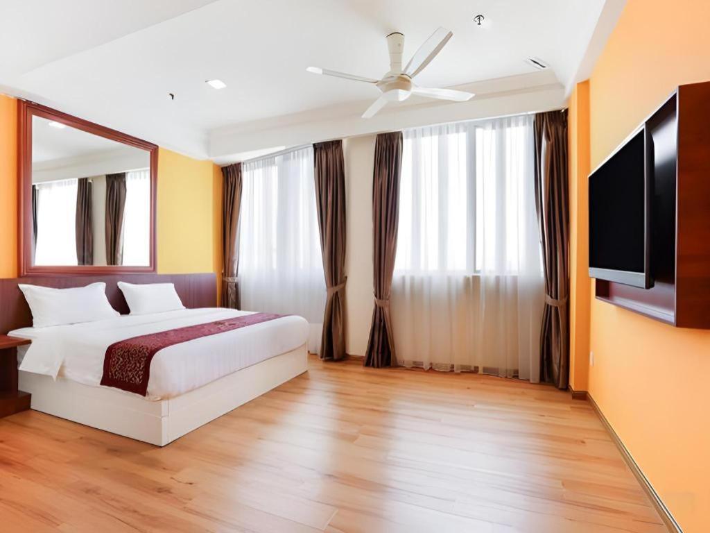Oyo 90636 Teratak Zakiah Chalet เจอรันทุต ภายนอก รูปภาพ